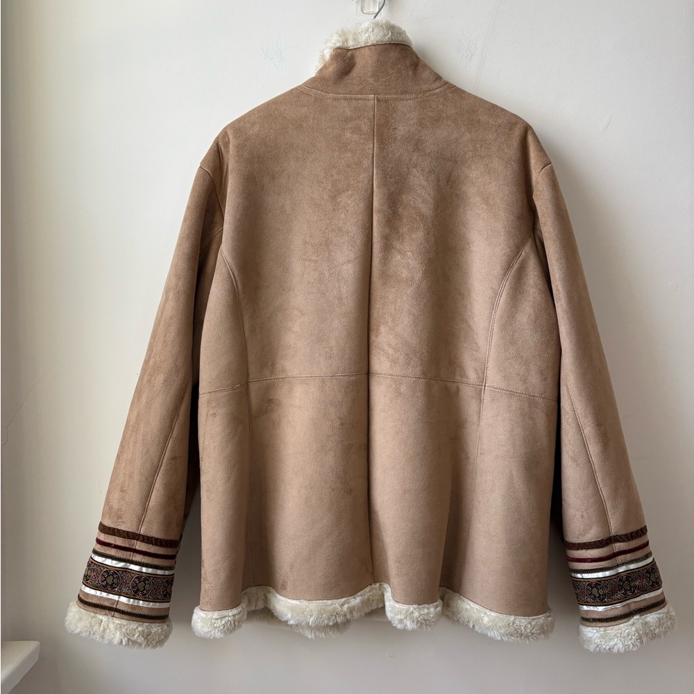 Y2K Faux Suede Shearling Jacket - Picture 3 of 13